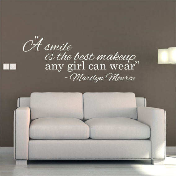 Wall Sticker Quote – A Smile is the best makeup any girl can wear – Marilyn Monroe